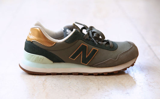 New Balance Sneakers