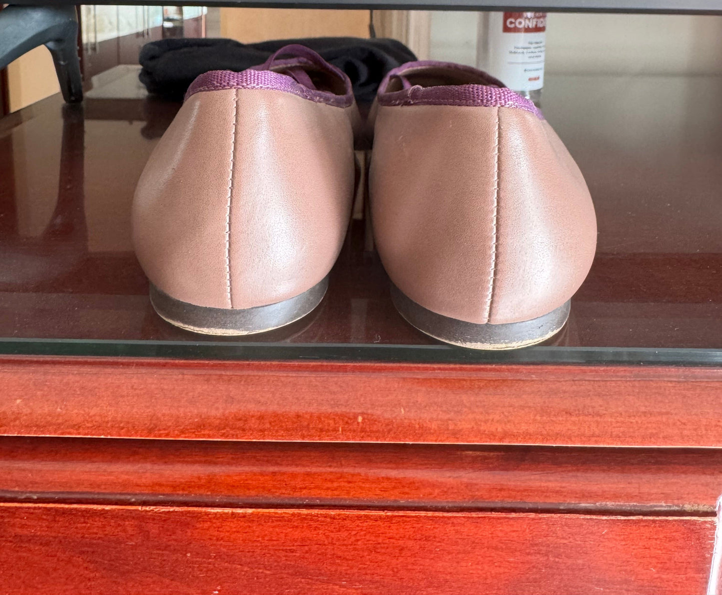 CHARLES & KEITH Flats