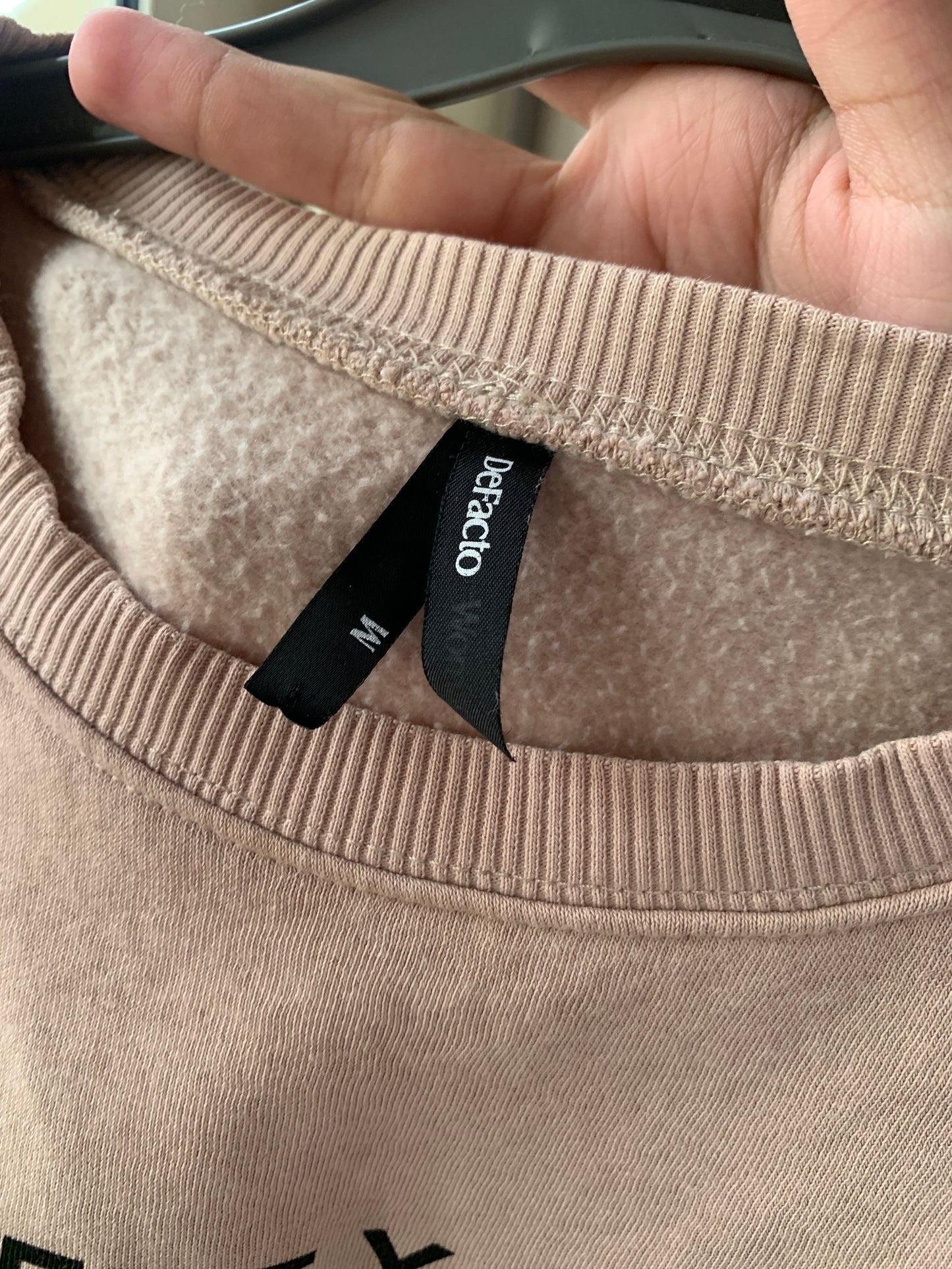 DeFacto Sweatshirt