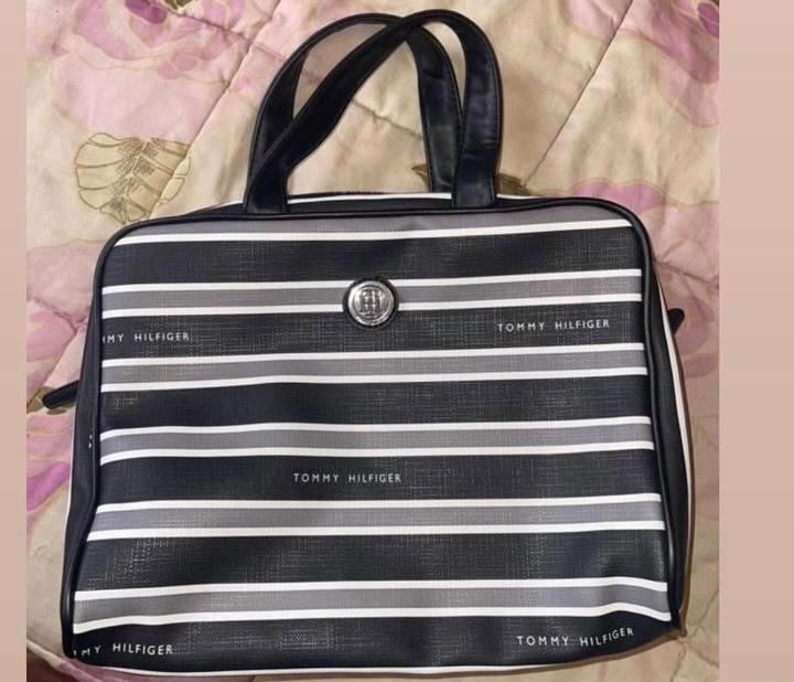 Tommy Hilfiger cosmetics Bag