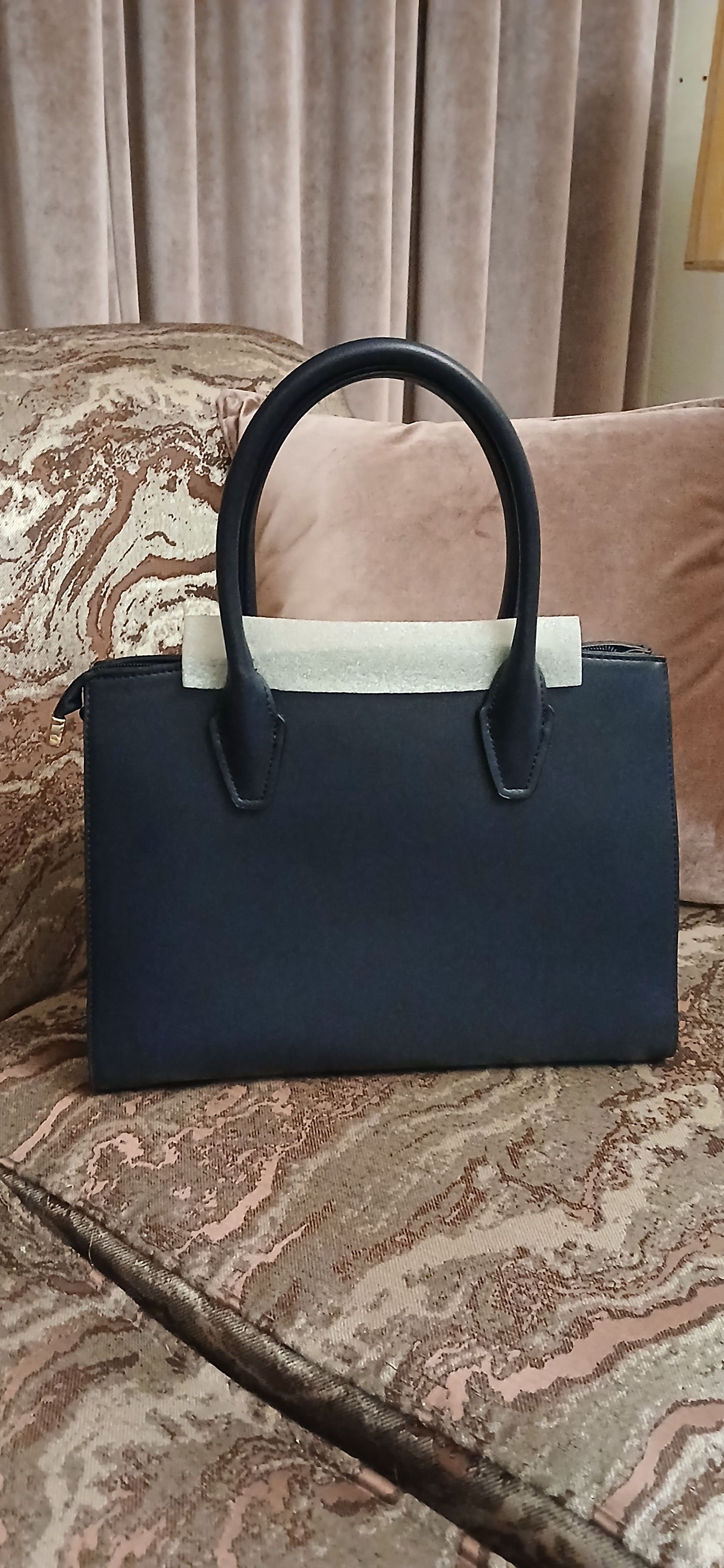 Showroom Bag