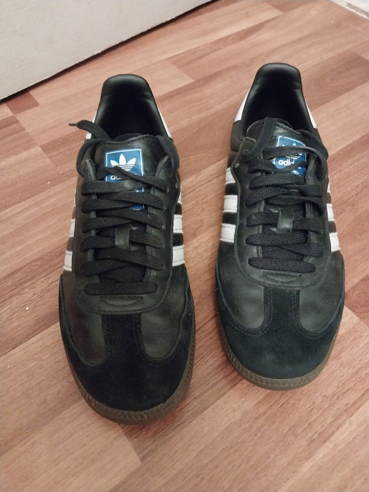 adidas Samba Sneakers