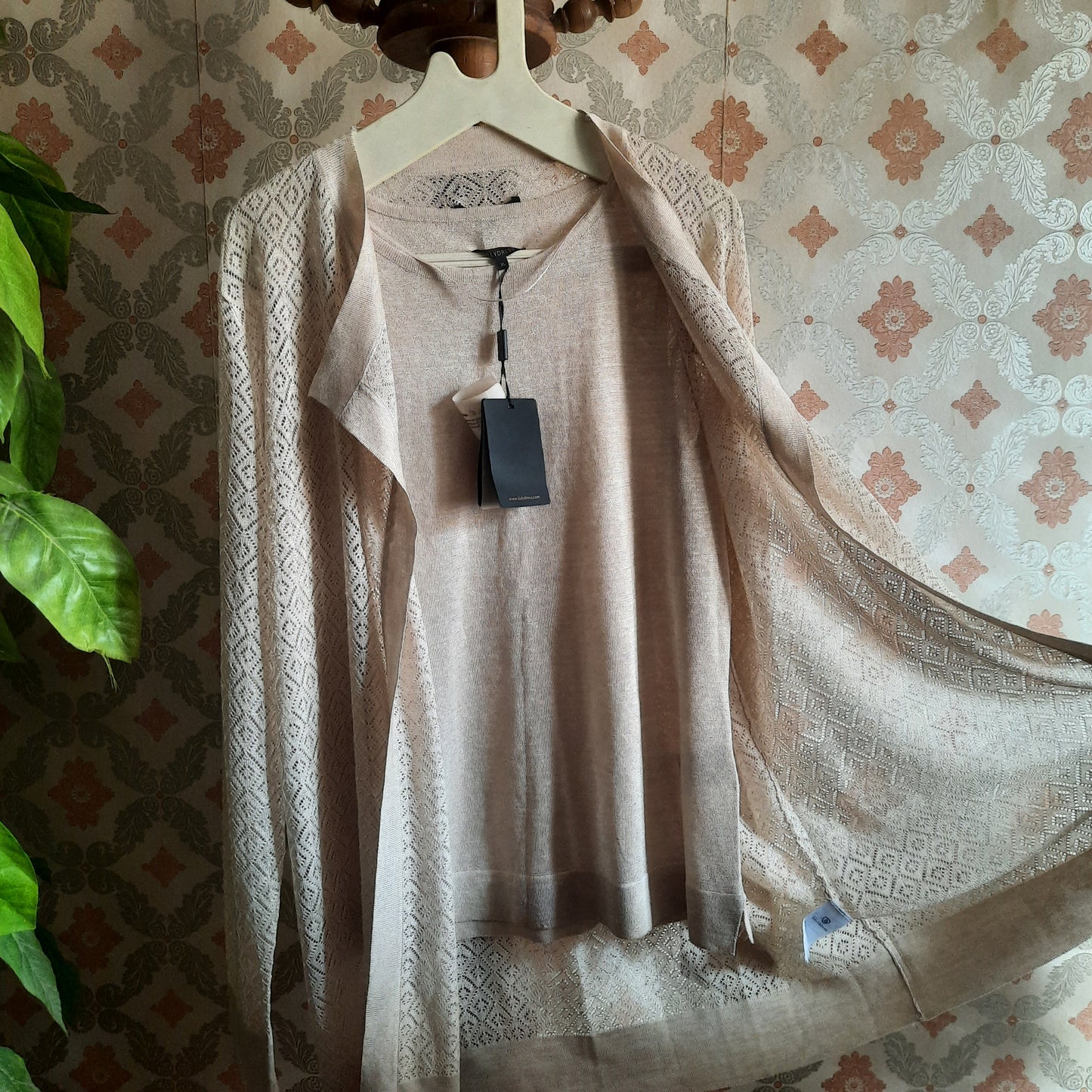 DALYDRESS Cardigan with Shirt Set