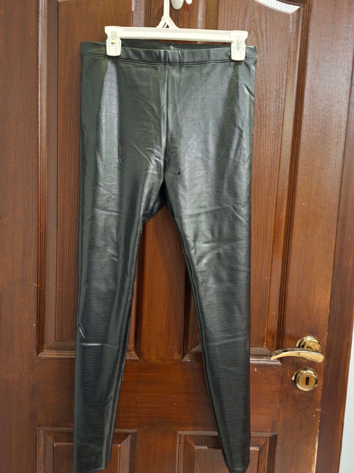 H&M Leather Pants ( New )
