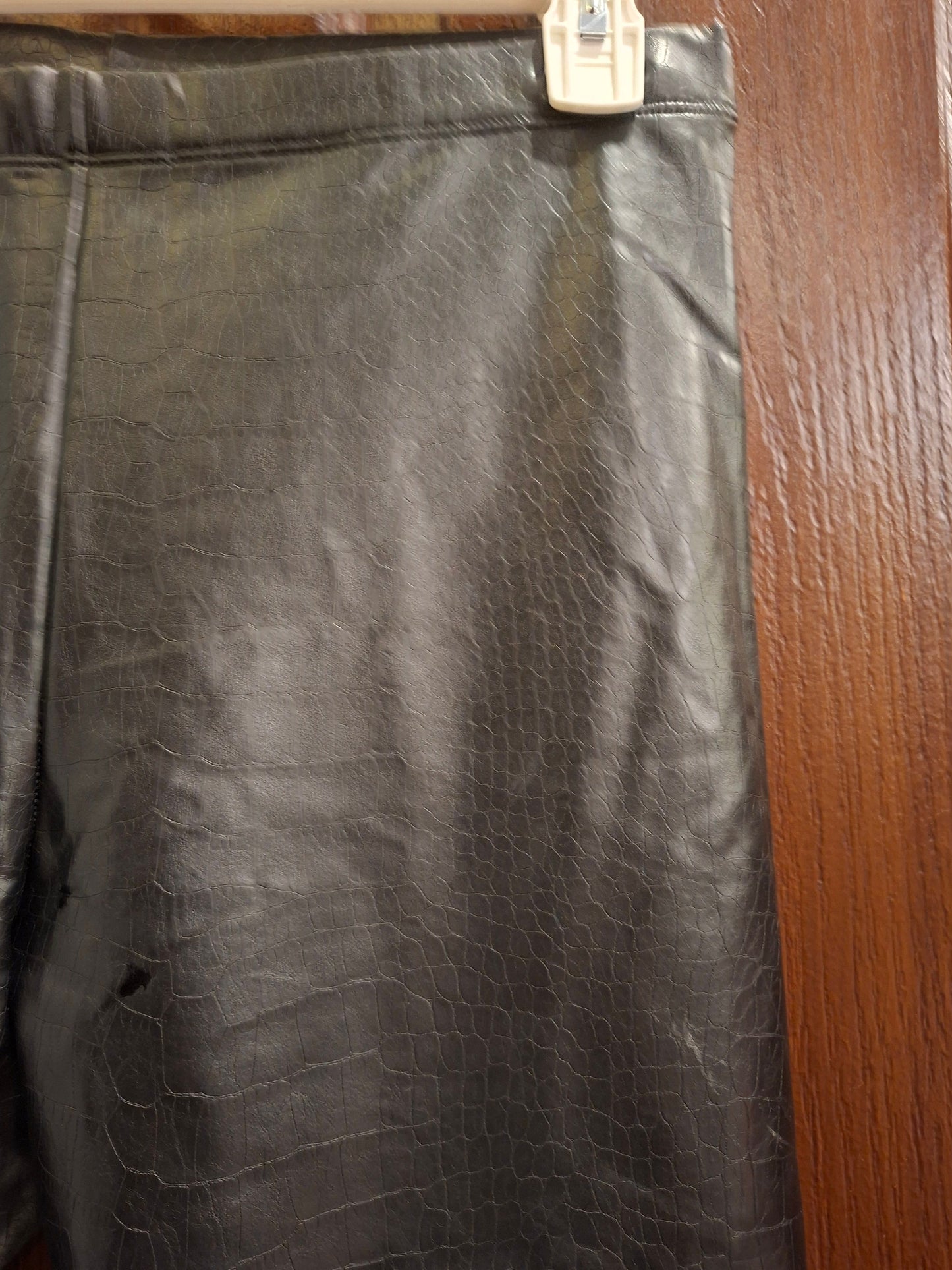 H&M Leather Pants ( New )