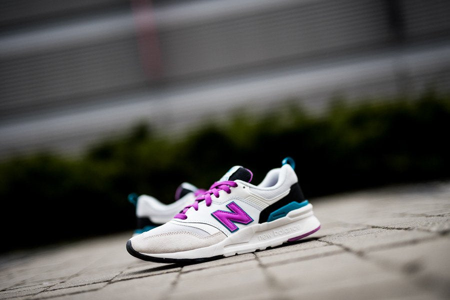 New Balance Sneaker