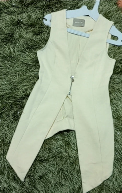 Lefon Sleeveless Blazer