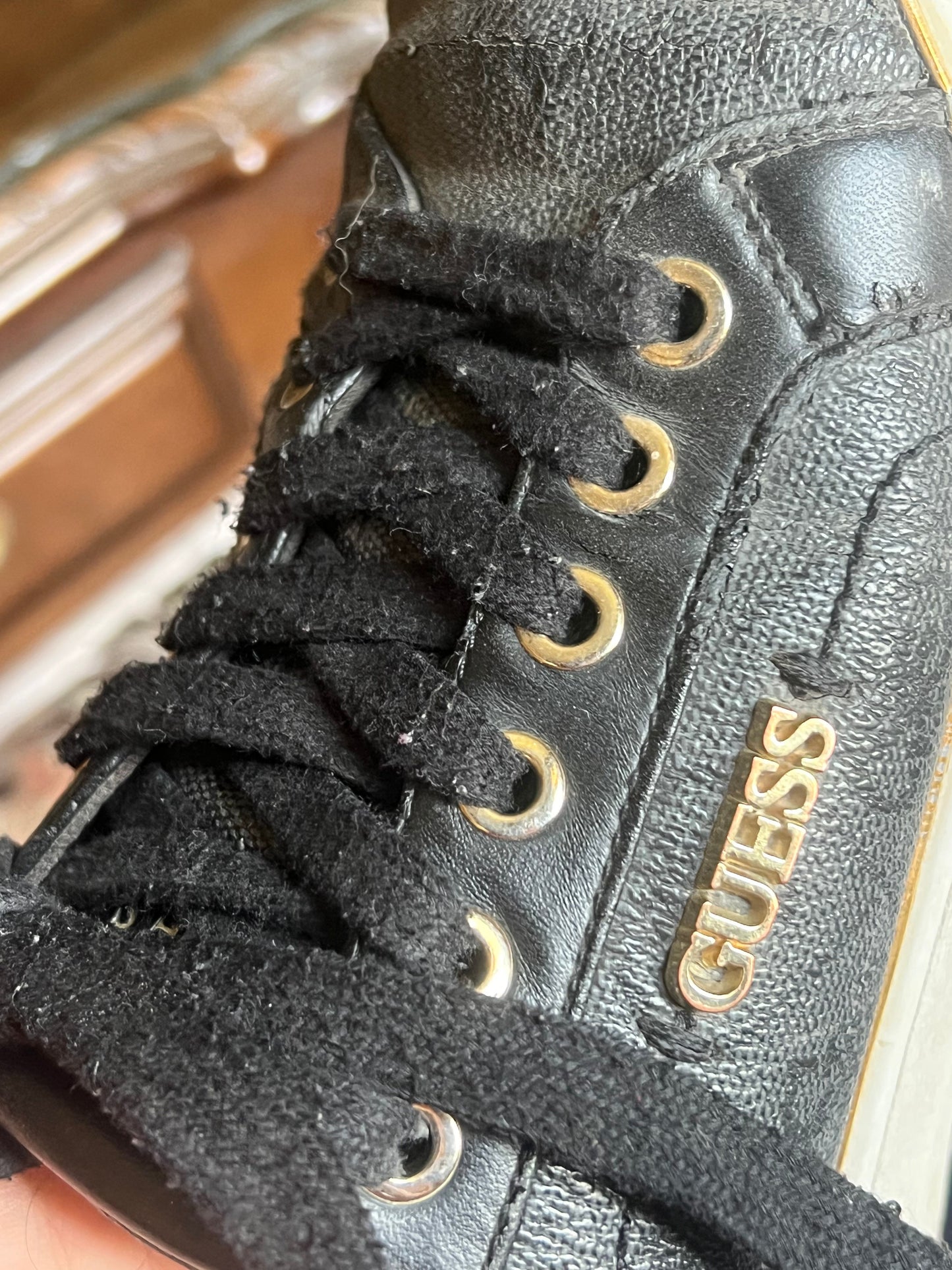 Guess Sneakers