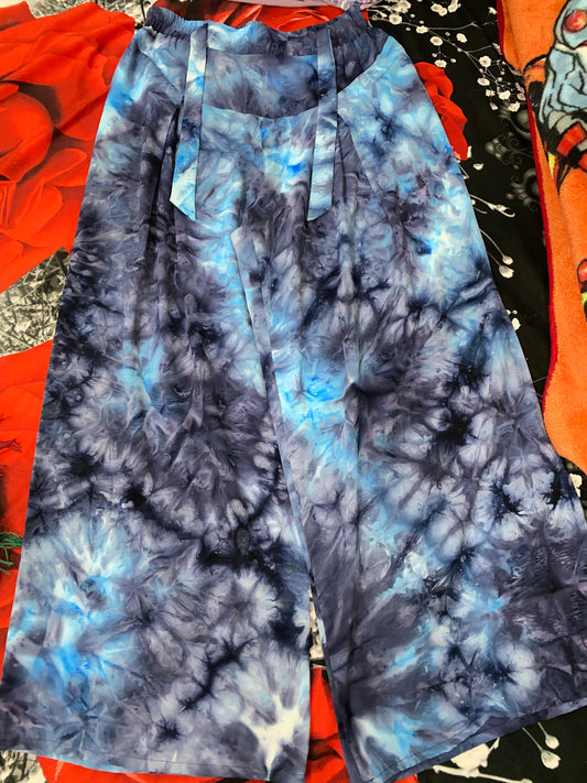 Generic Trousers
