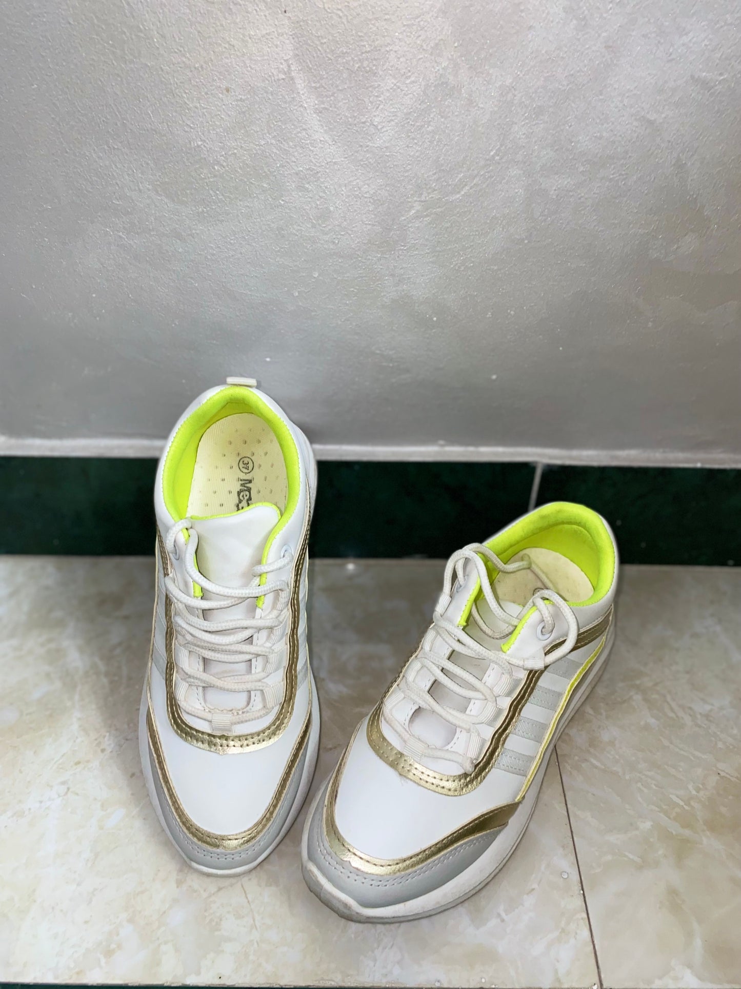 MEGA Sneakers