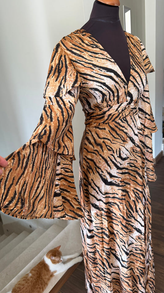 Boohoo Dress