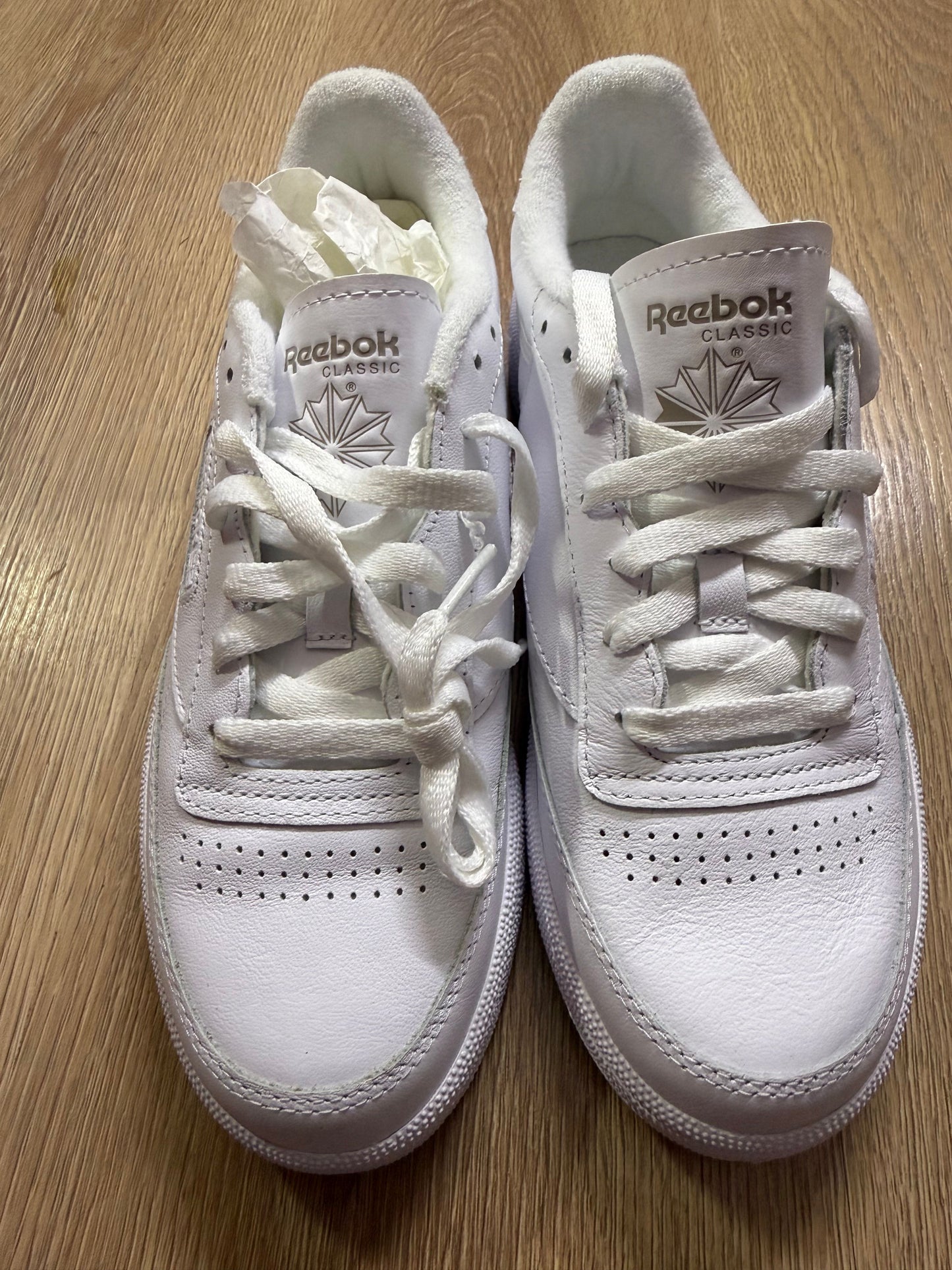 Reebok Sneakers