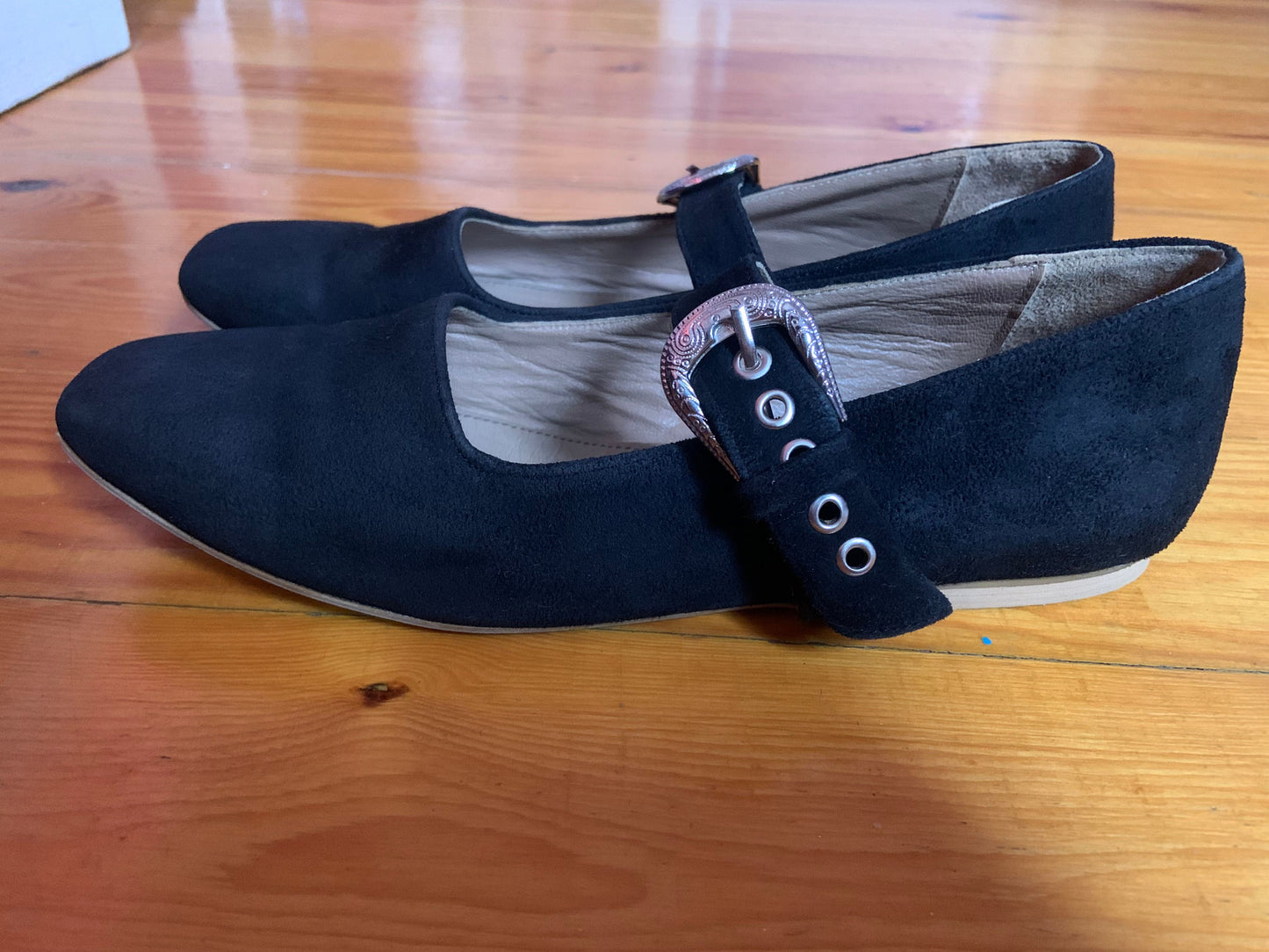 ELIA Flats