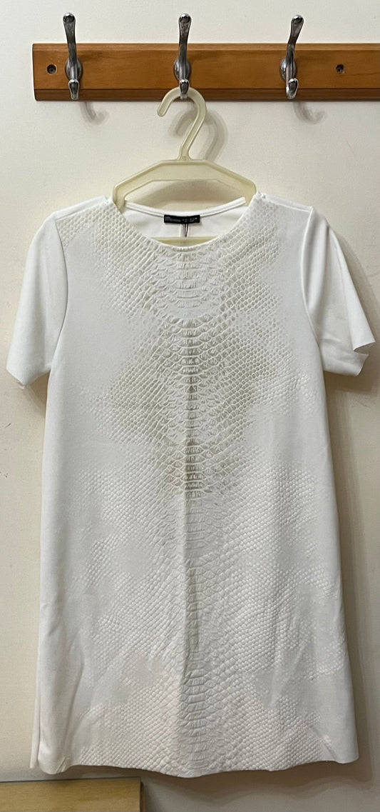 Zara short sleeve Dress