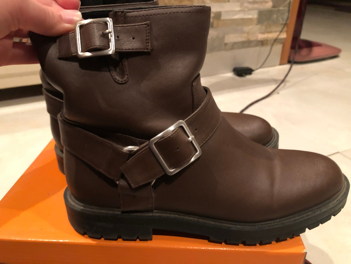 CHARLES & KEITH Half Boots