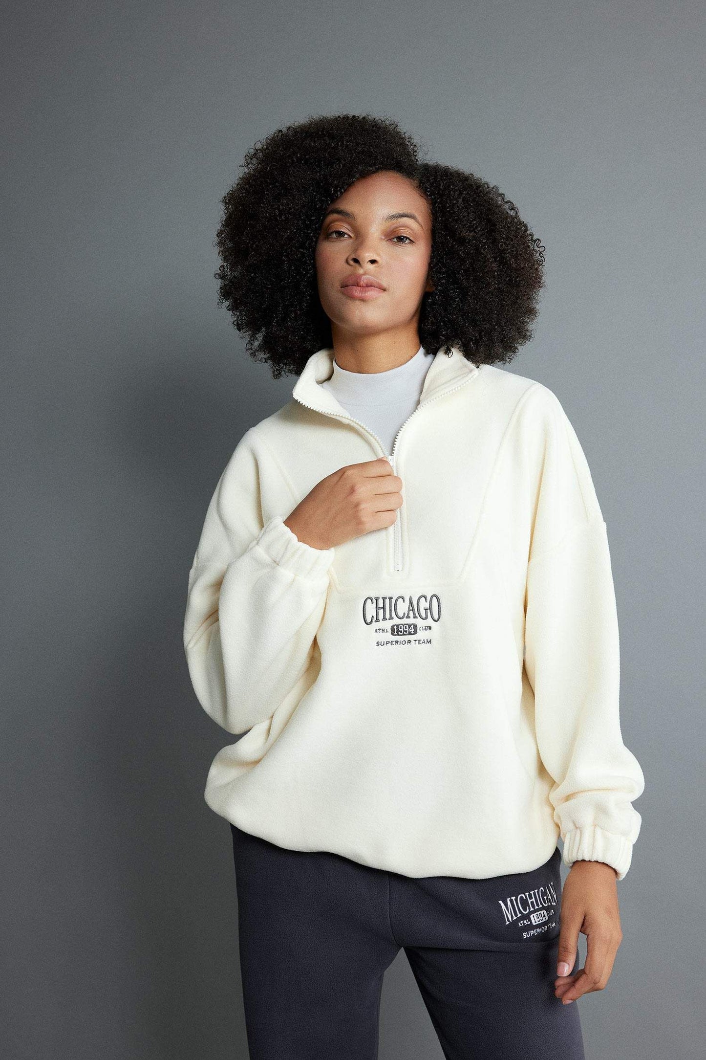 DeFacto Sweatshirt
