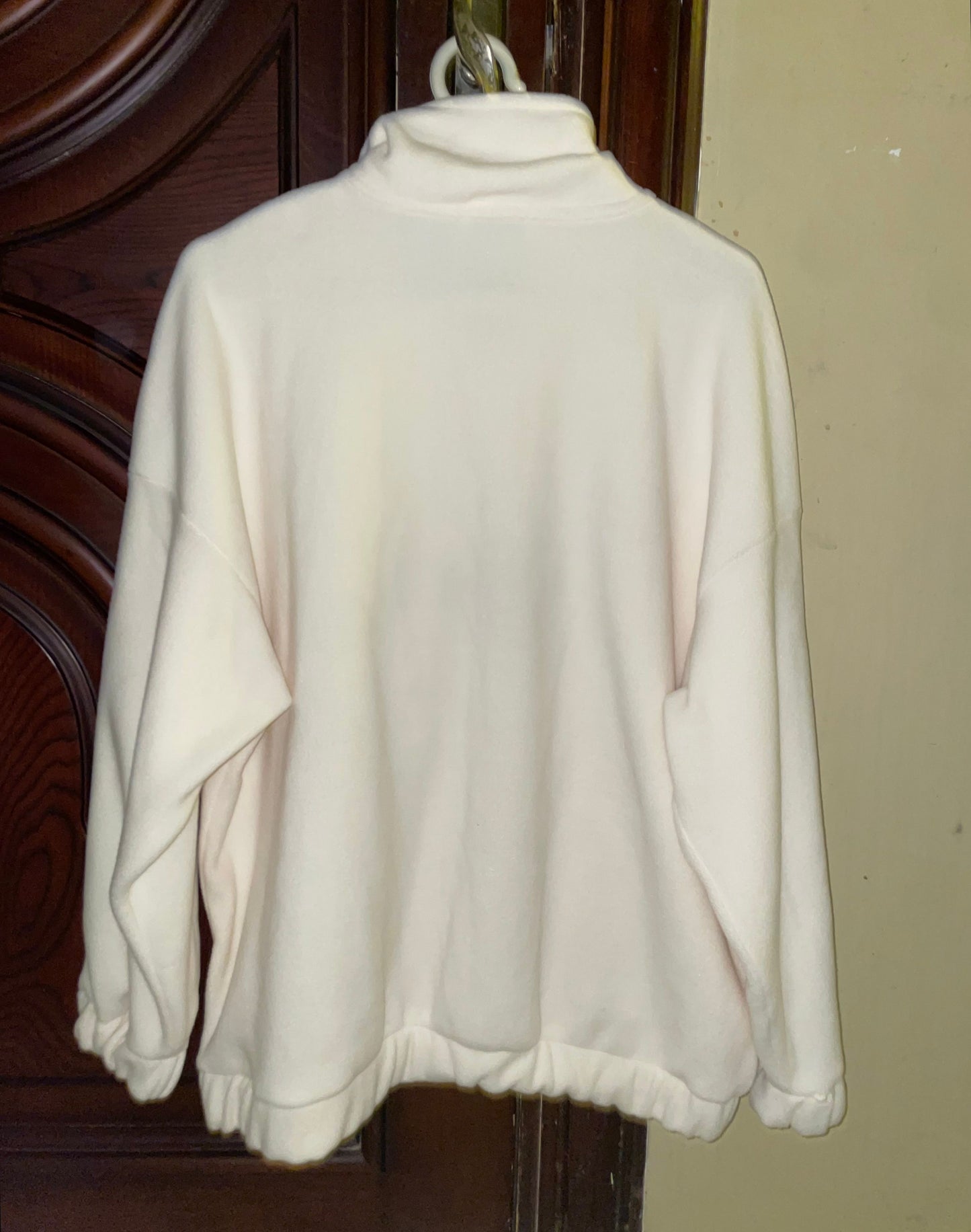 DeFacto Sweatshirt