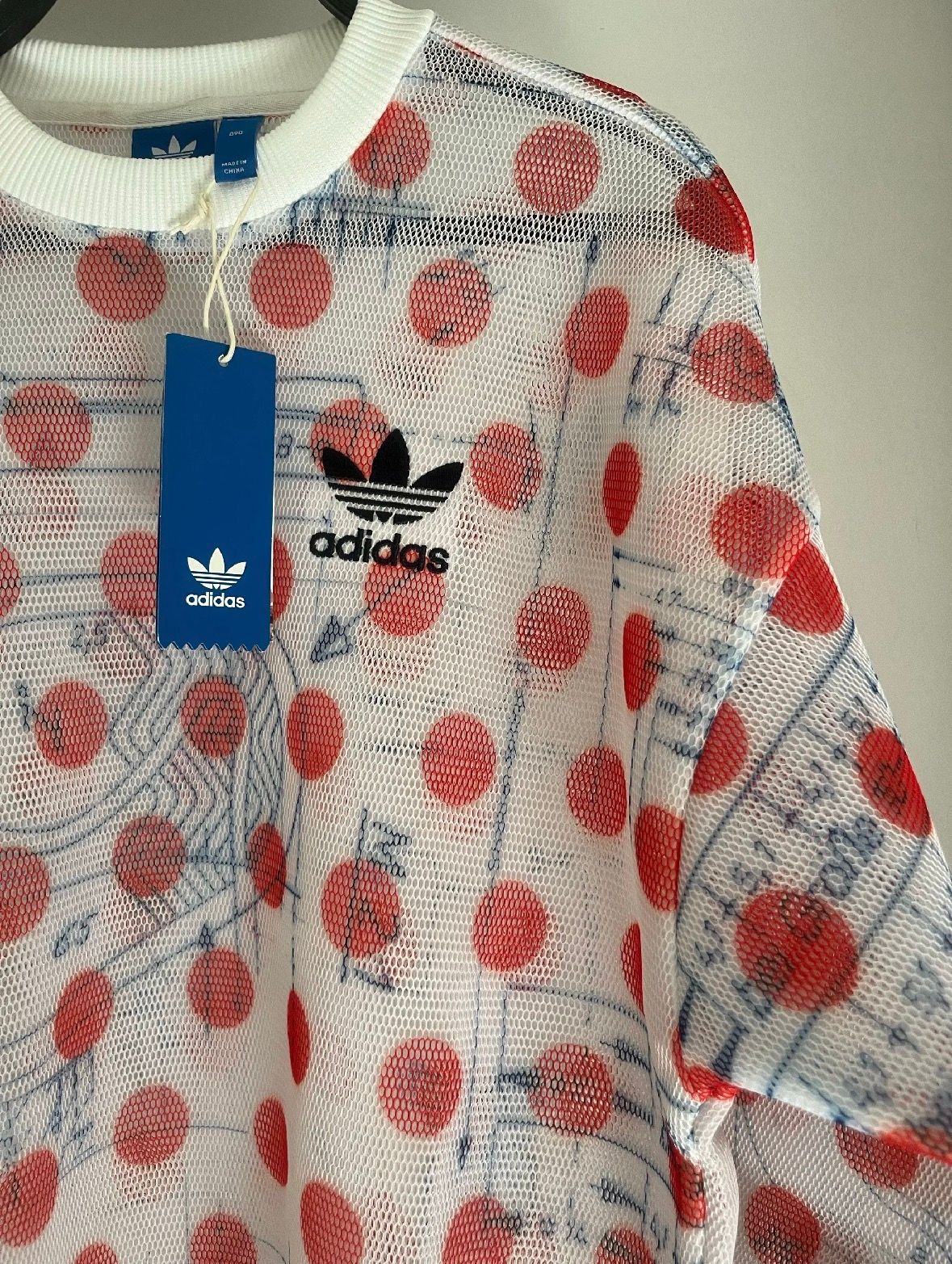 Adidas Sweatshirt