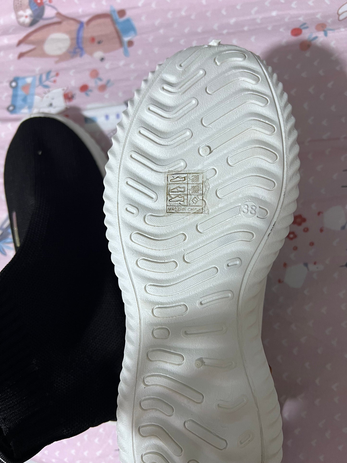 SHEIN Sneakers