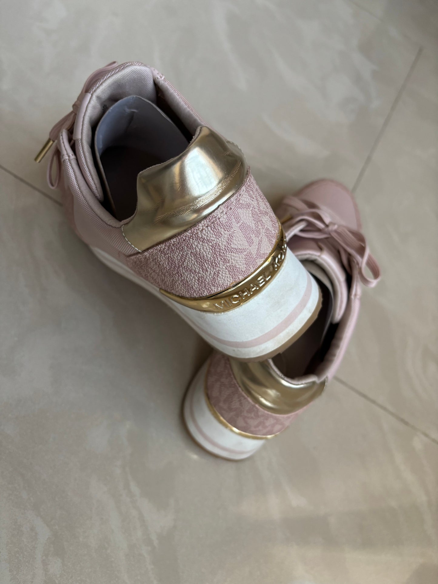 Michael Kors Sneakers