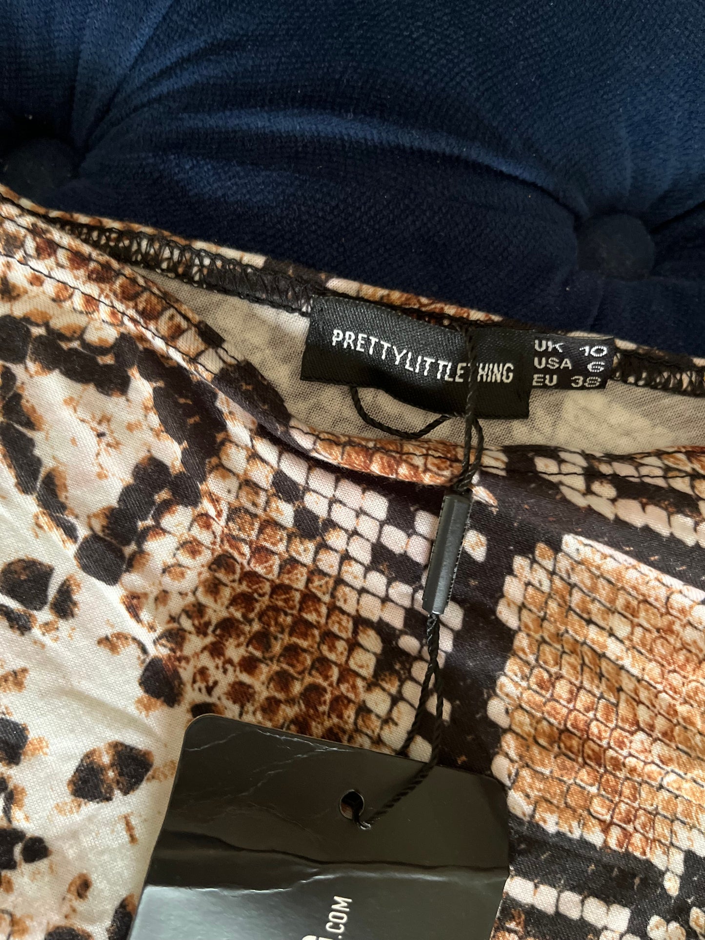 PRETTYLITTLETHING Dress