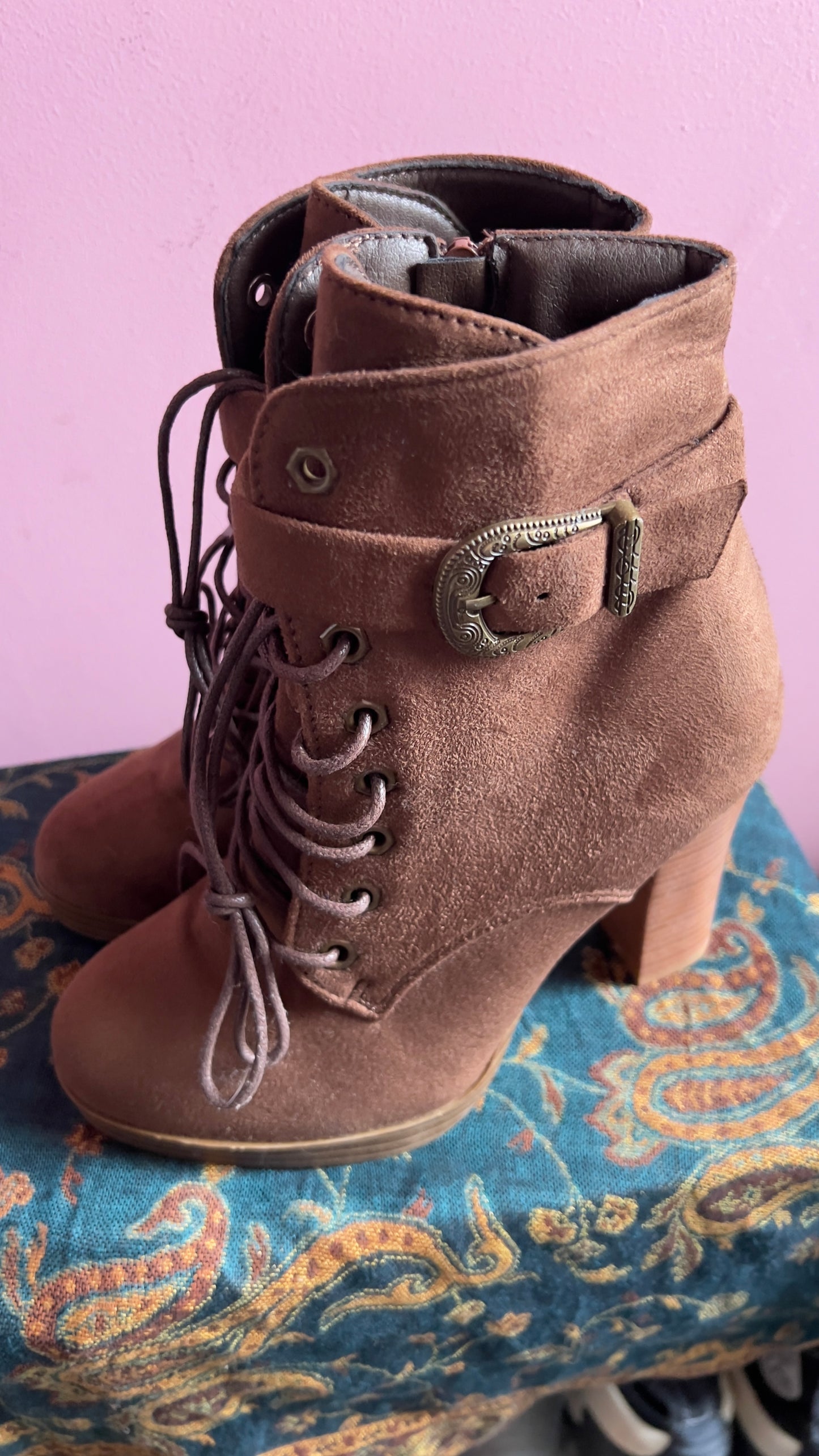 SHEIN High-Heeled Boots