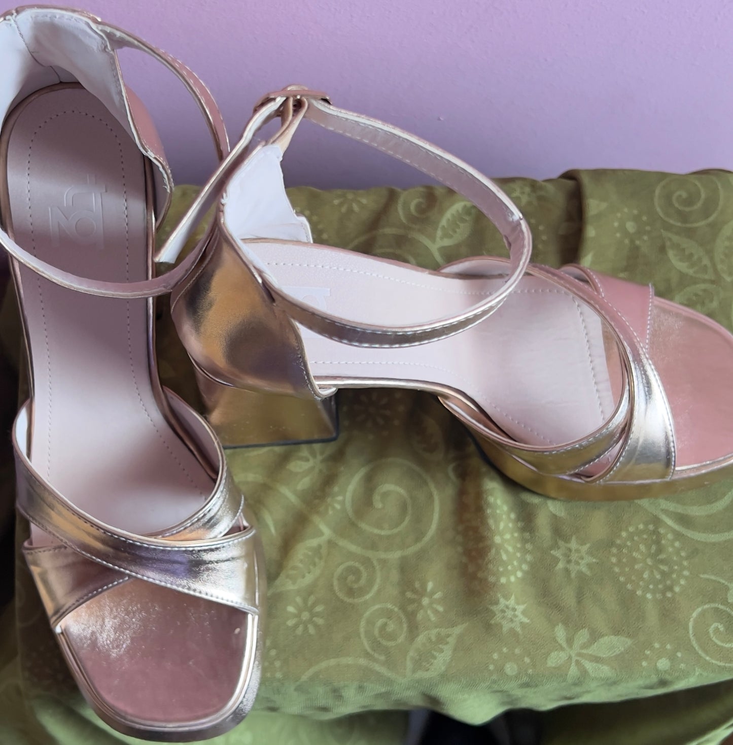 TGS High Heels