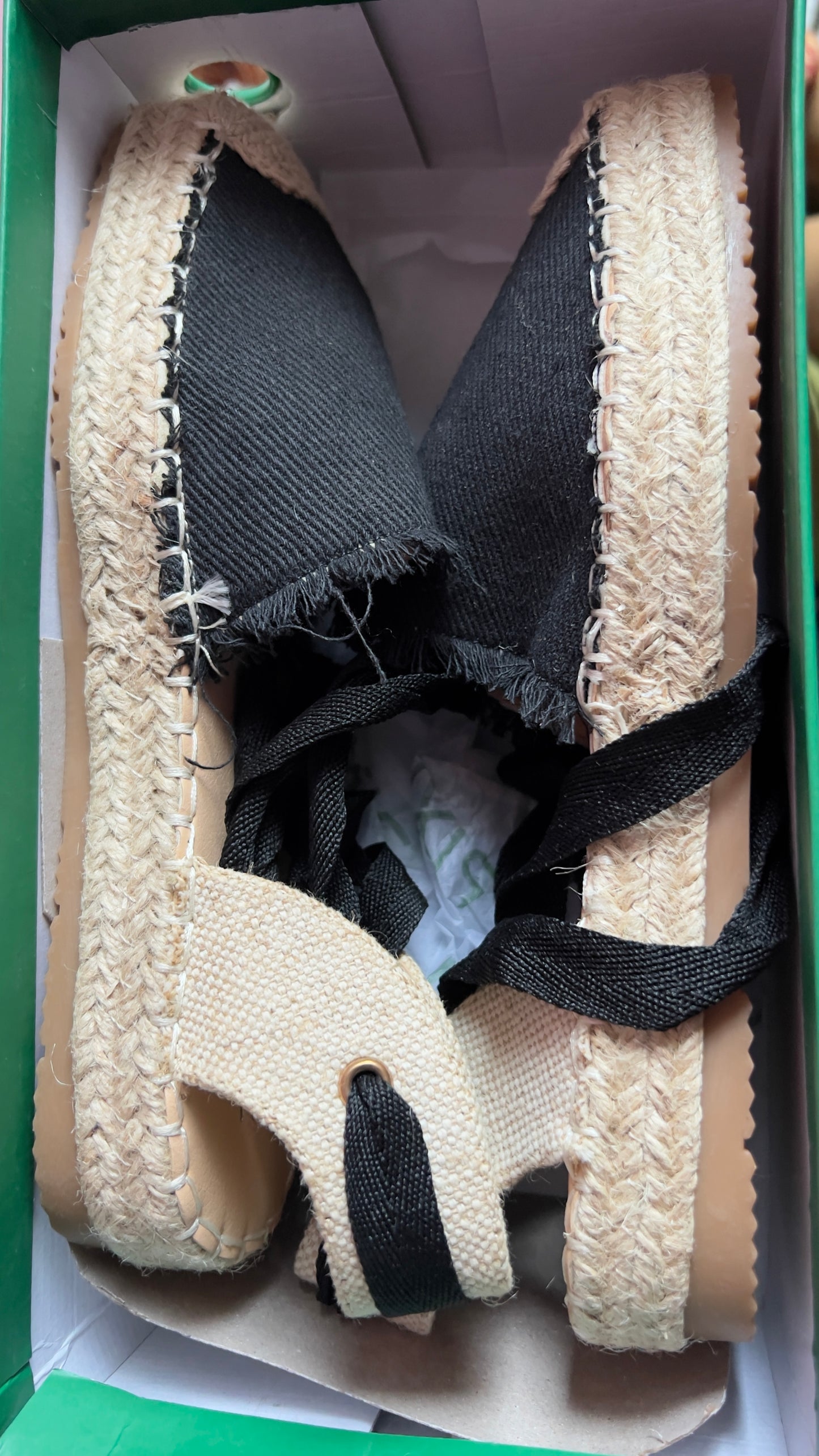 PIXI Sandals