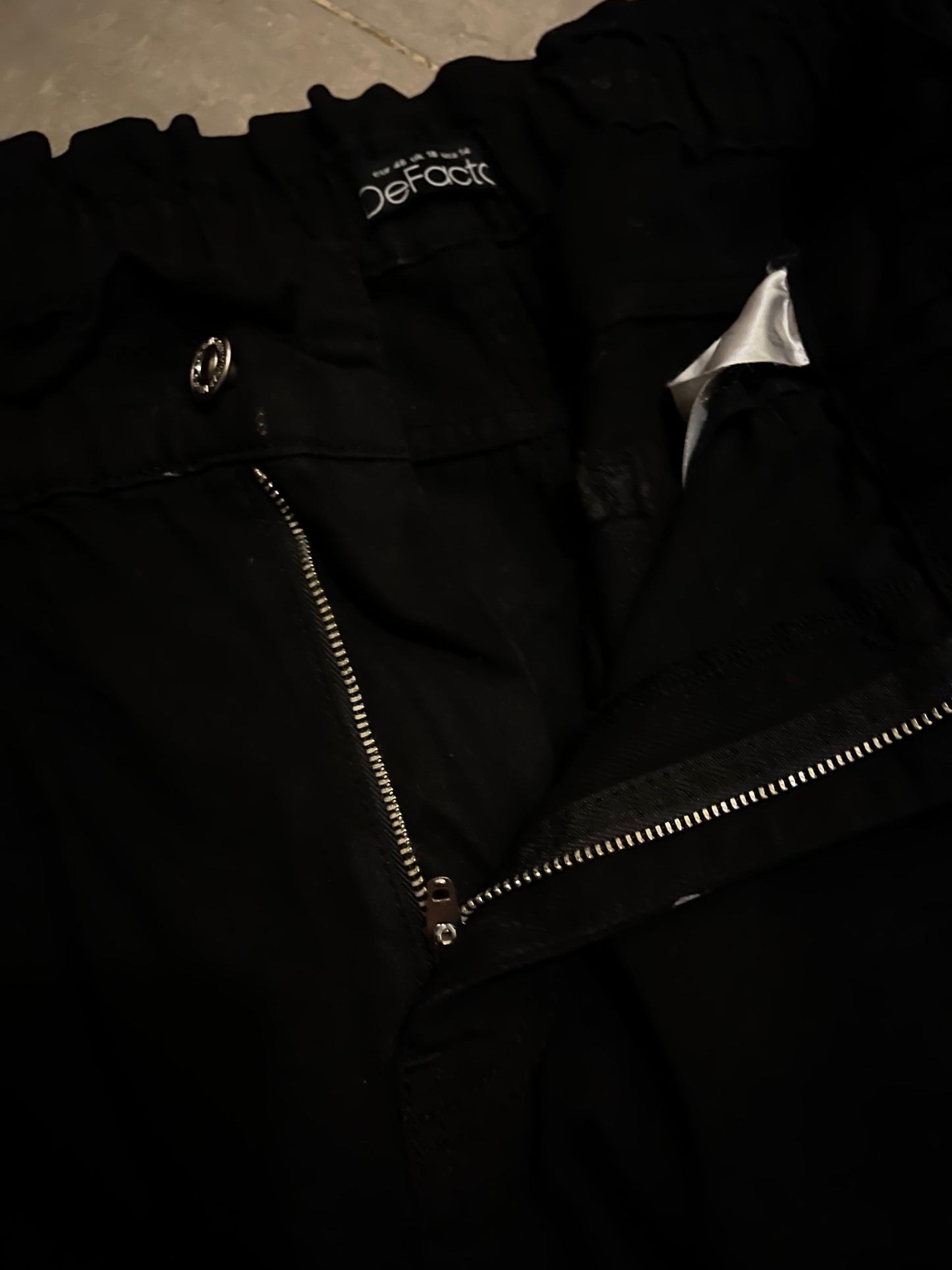 DeFacto Black Jeans