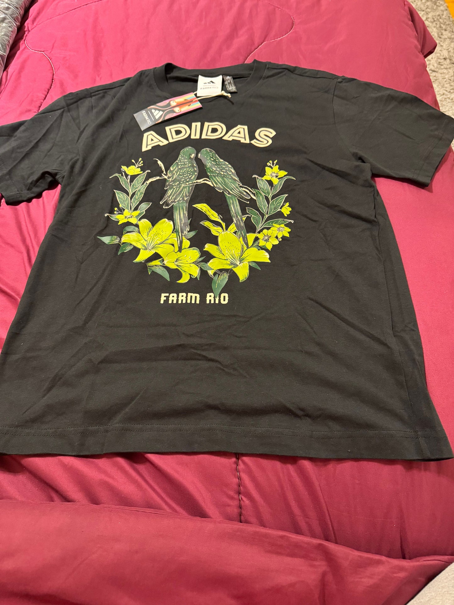Adidas T-Shirt