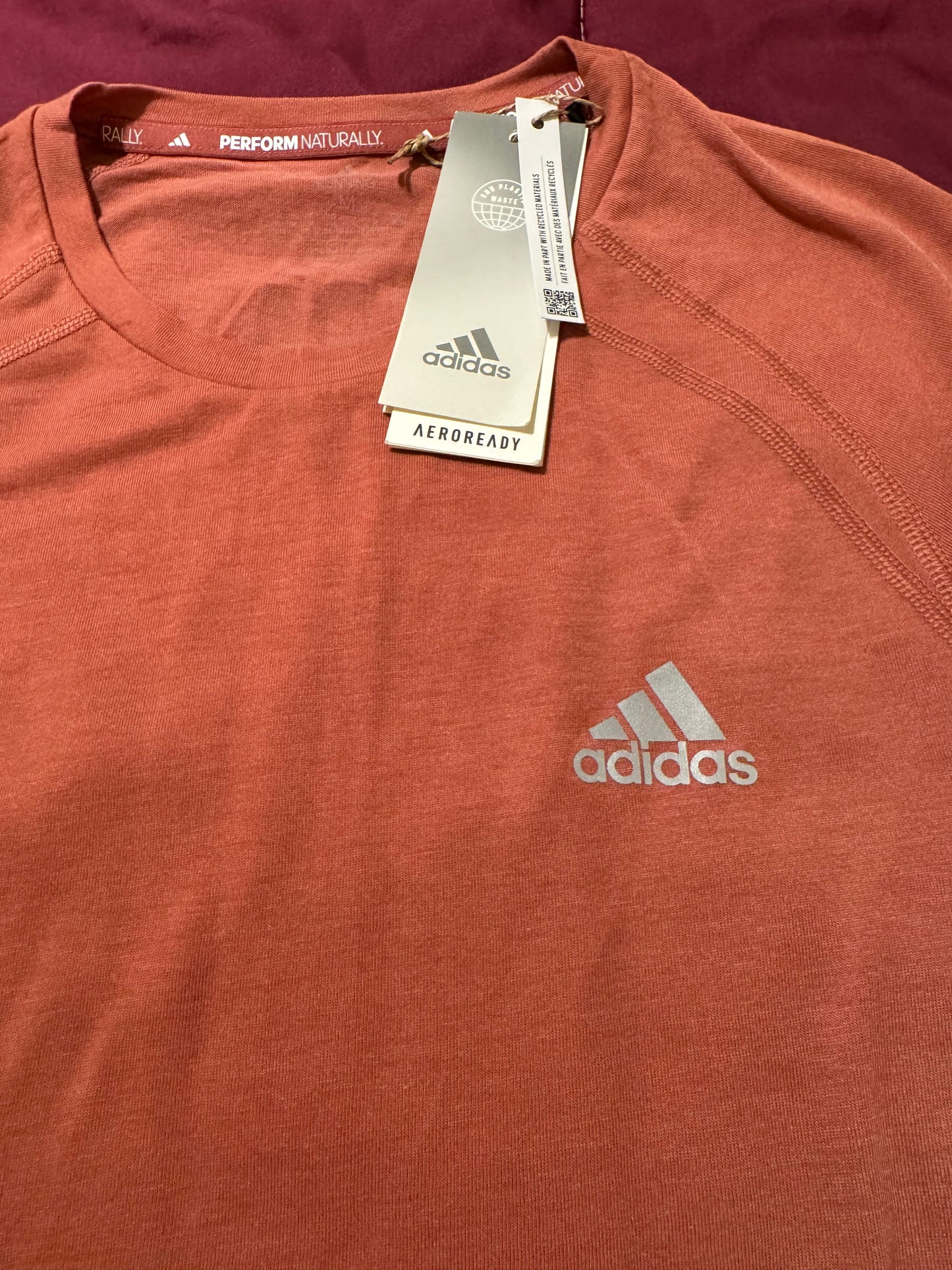 Adidas T-Shirt