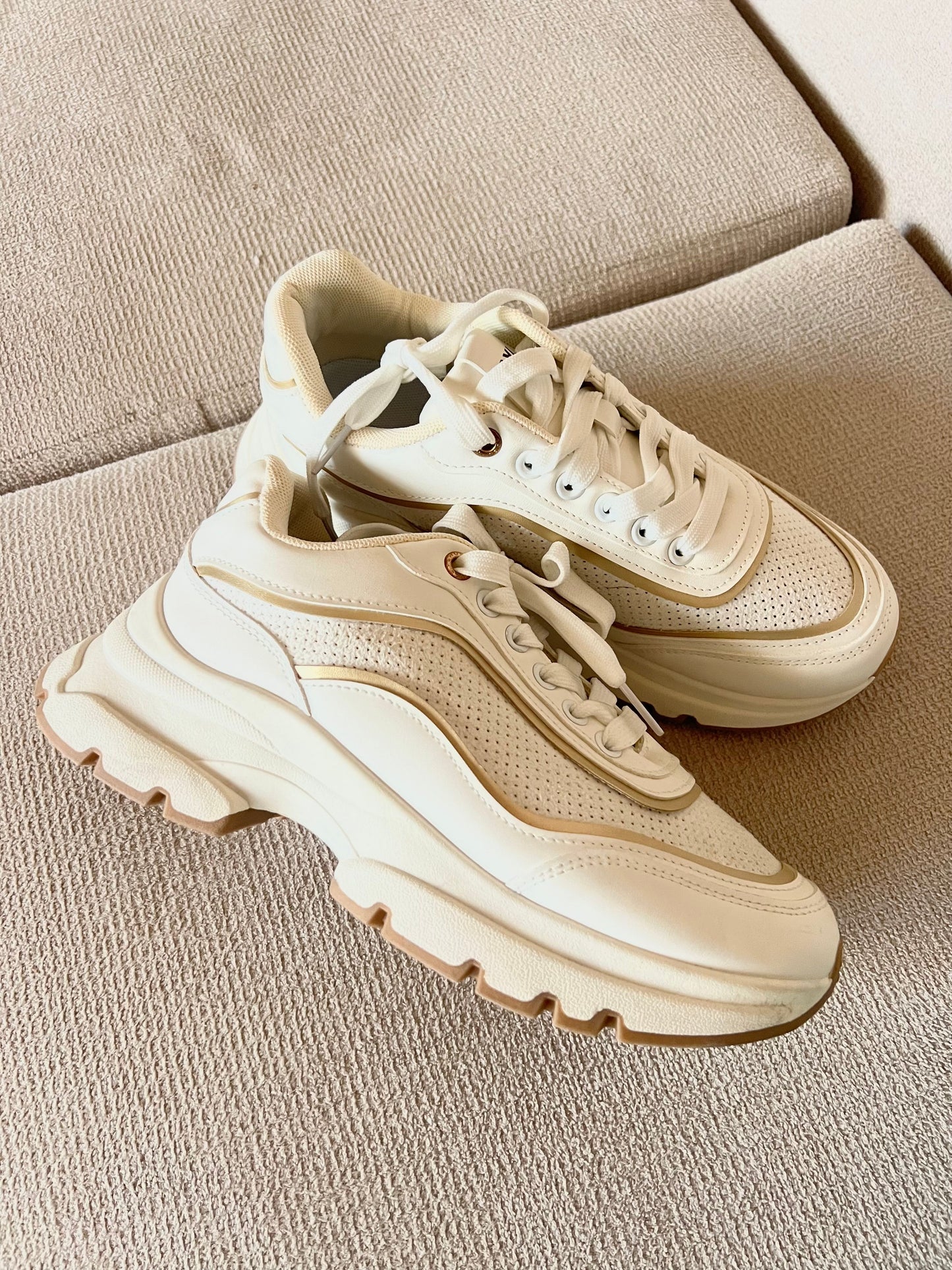 Pixi Sneakers
