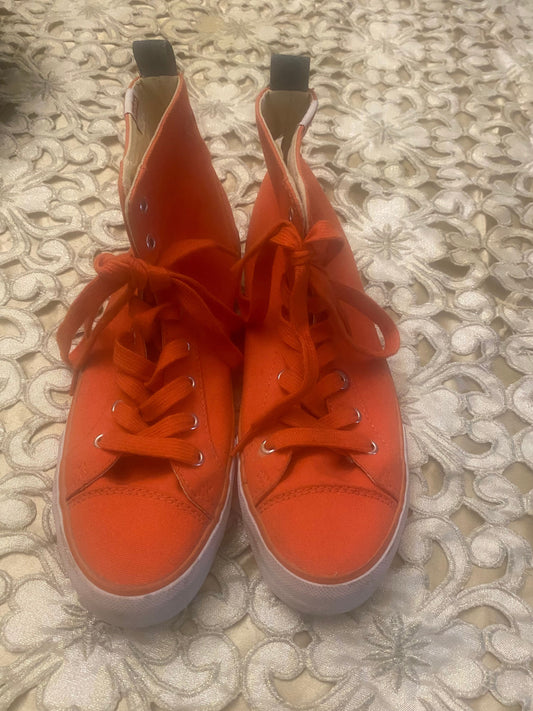 Levi’s High-Top Sneakers