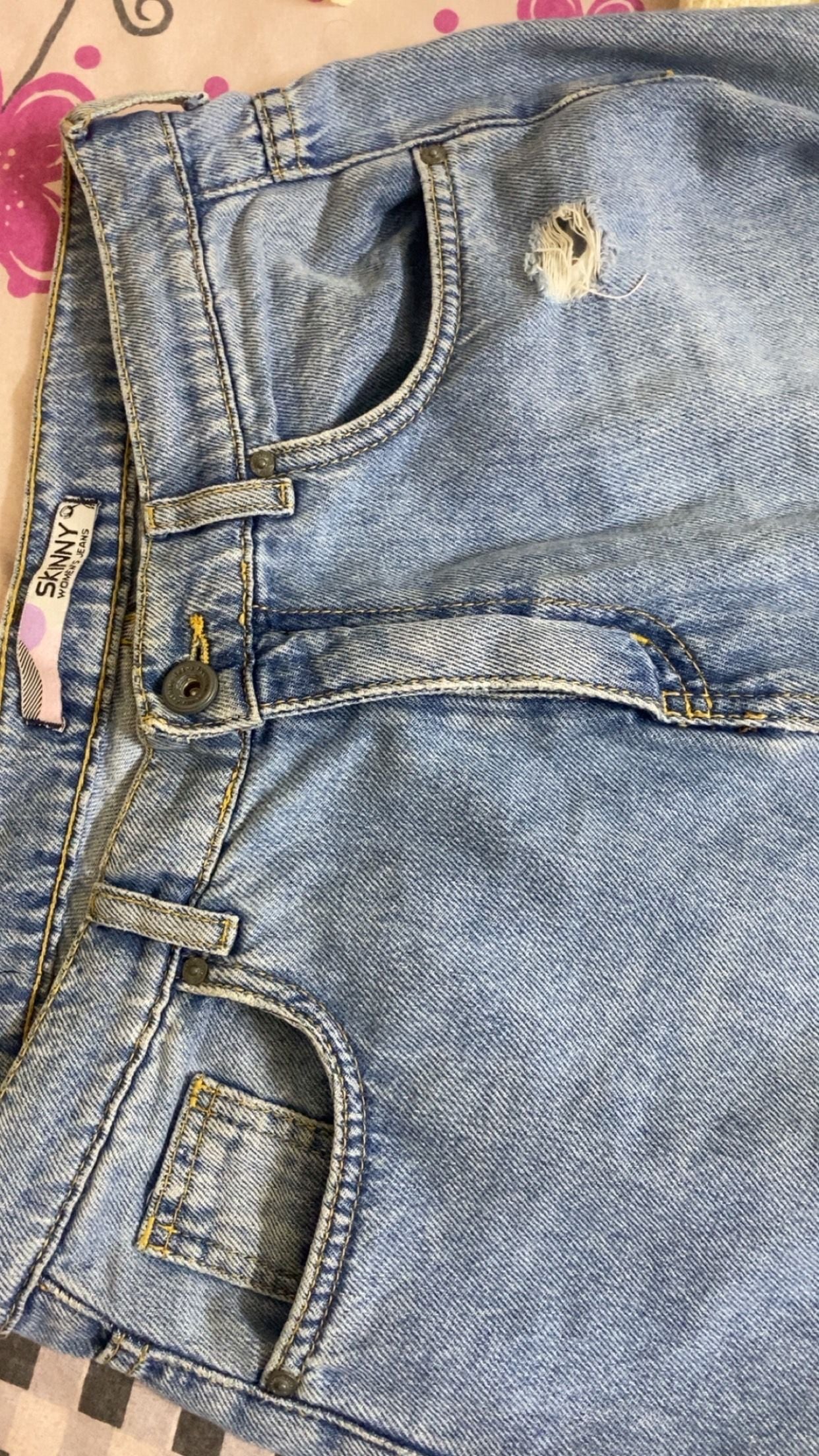 Generic Jeans
