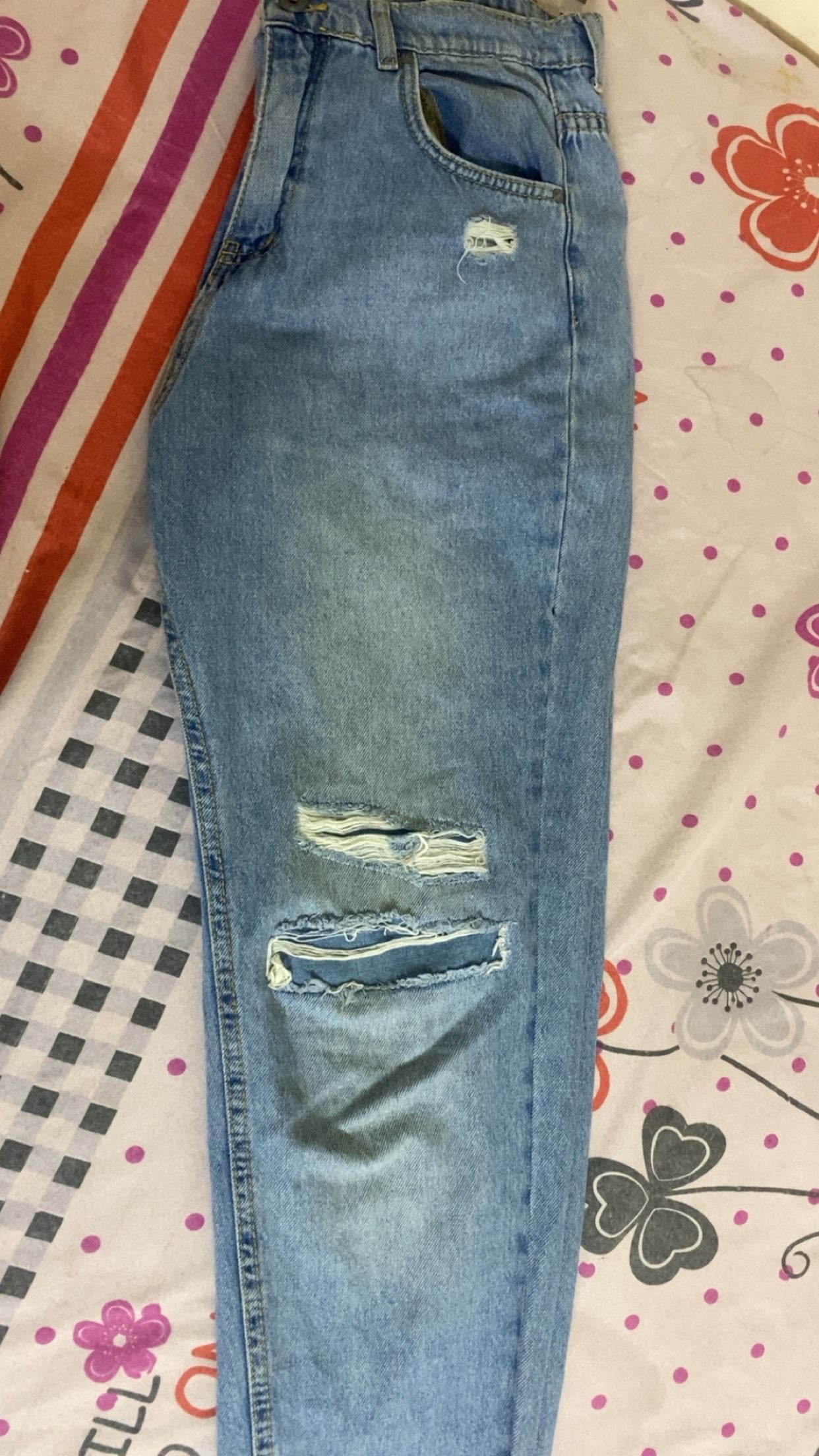 Generic Jeans