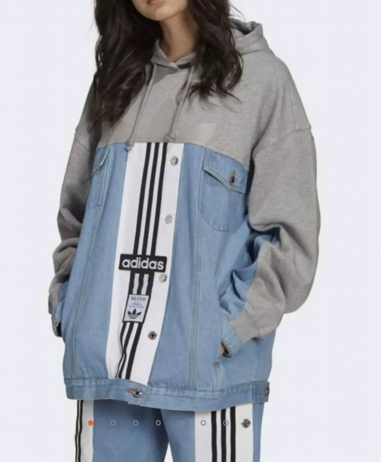 Adidas Sweatshirt