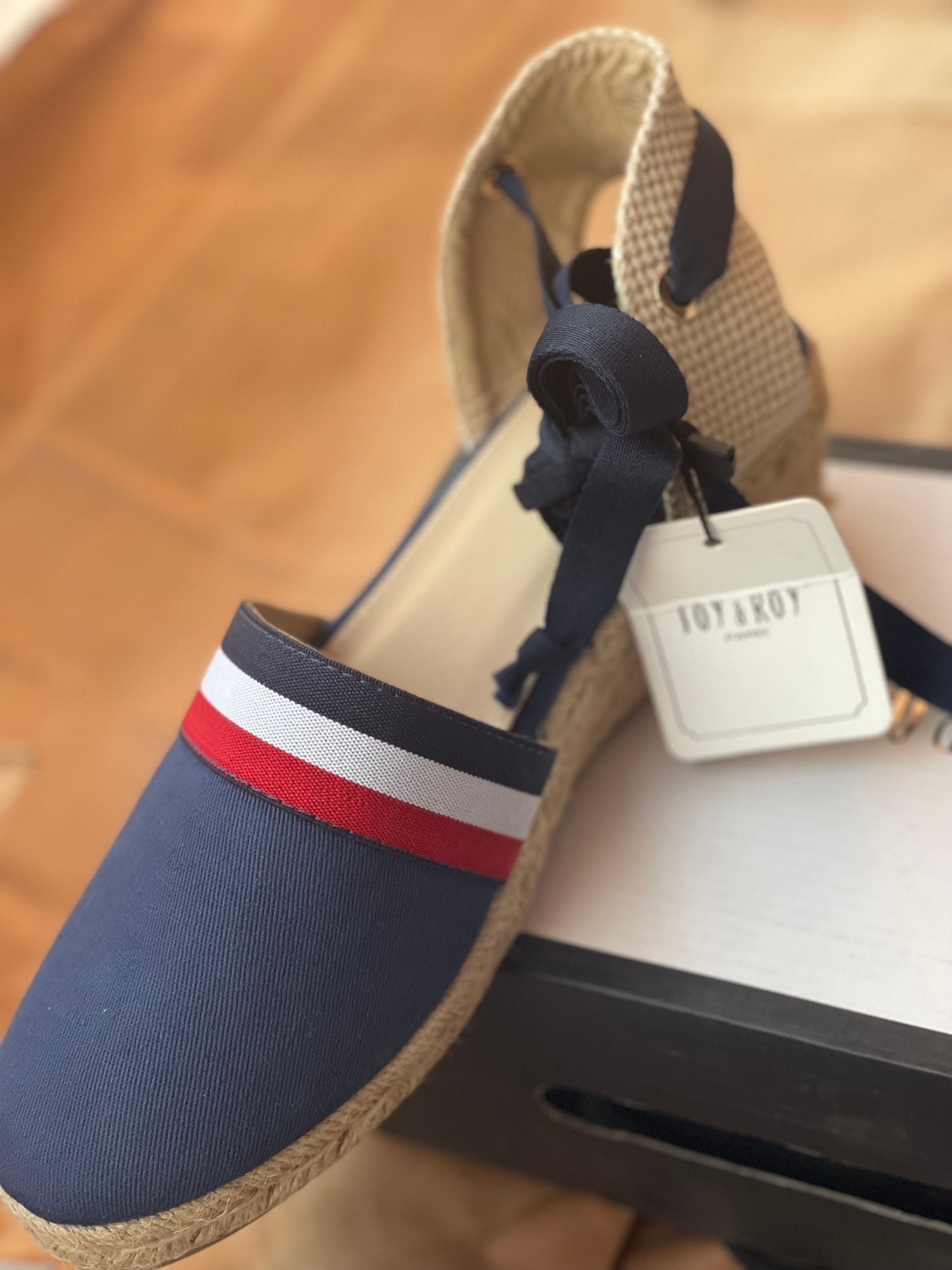 Joy & Roy flat Shoes