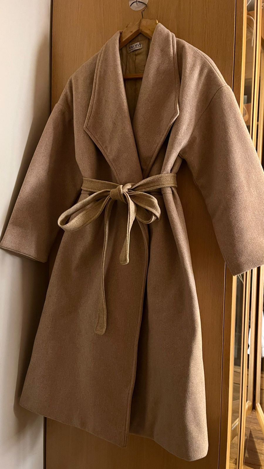 VRODA Coat