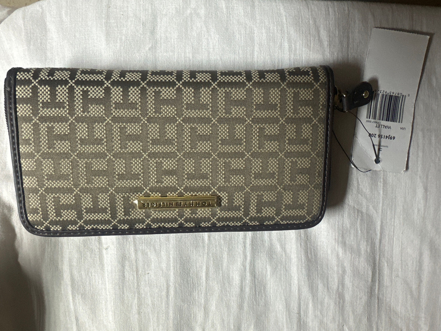 Tommy Hilfiger Wallet