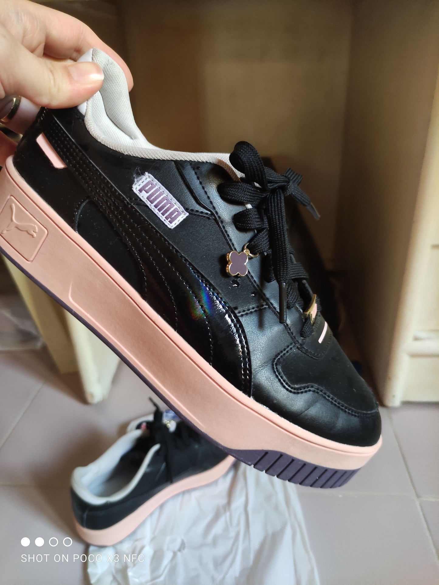 PUMA Sneakers