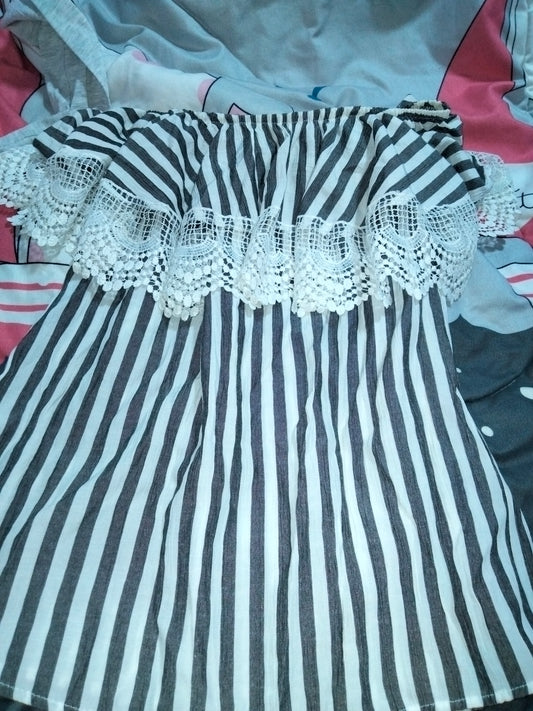 Hegazy Stores Off-Shoulder T-Shirt